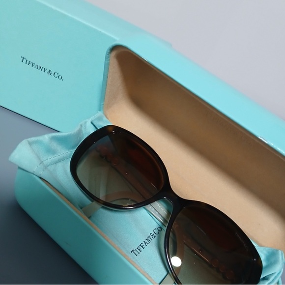 Tiffany & Co. Accessories - Tiffany & Co. Elegant Black Sunglasses